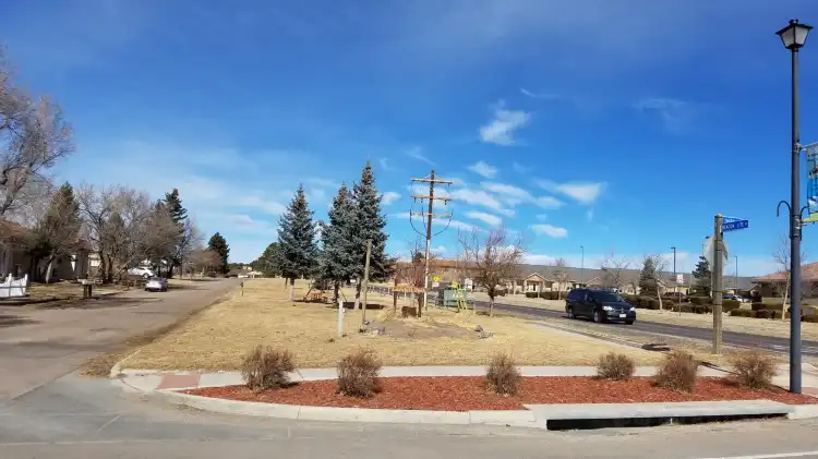 Hotels in Monument