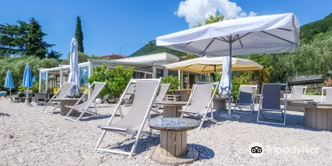 Lido dei Limoni Beach & Bar