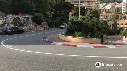 Fairmont Hairpin curve