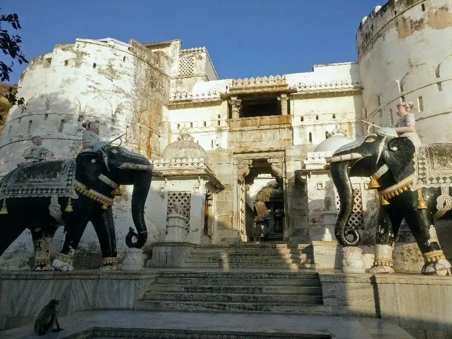 Hotels near Sharneshwar Ji Temple