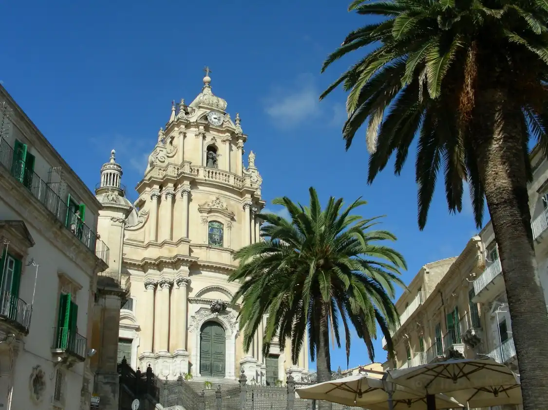 Hotels near Duomo di San Giorgio