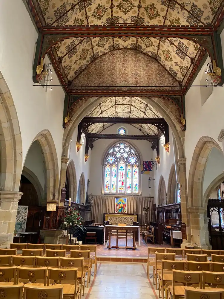 Holy Trinity Church 주변 호텔