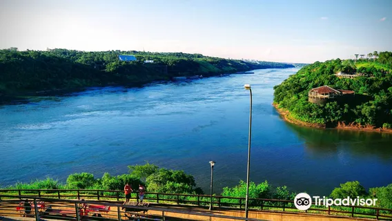 Hito Tres Fronteras (Argentina)