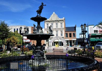 Fountain Square Park