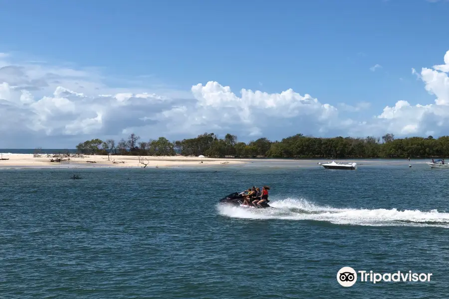 Caloundra Cruise