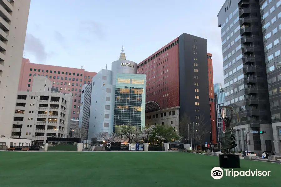 Fukuoka City Hall West Side Fureai Plaza