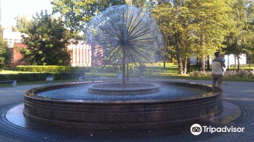 Dandelion Fountain