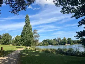 Dunorlan Park