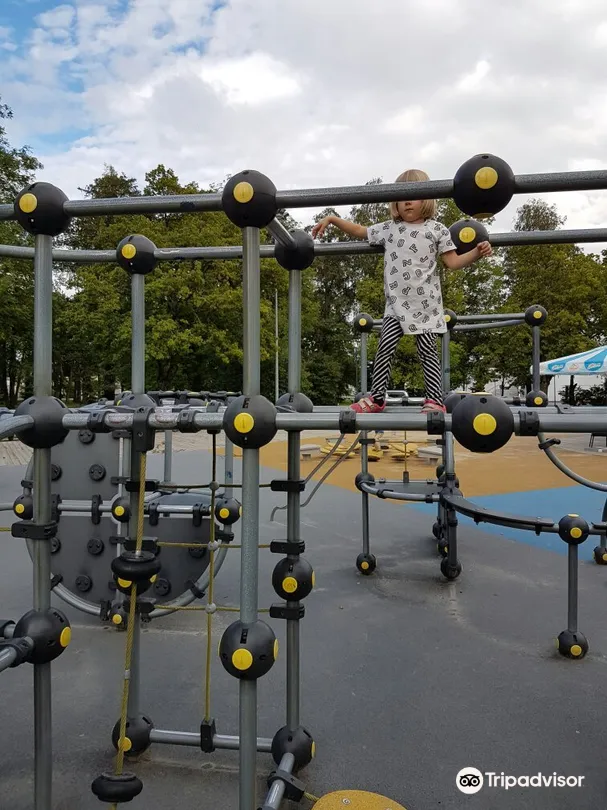 5_Parnu Beach Promenade