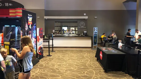 AMC Pompano Beach 18