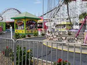 Family Kingdom Amusement Park