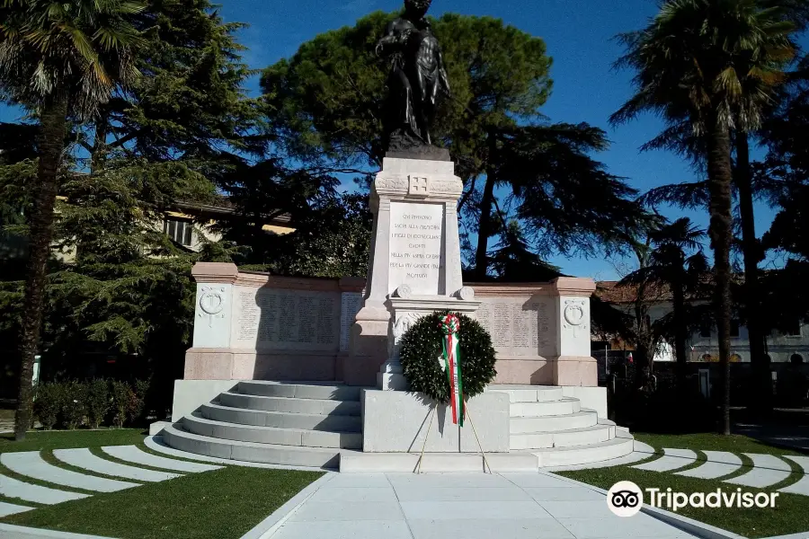 Monumento ai Caduti della Prima e della Seconda Guerra Mondiale