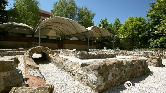 Roman Wall