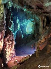 Grotte de la Salamandre