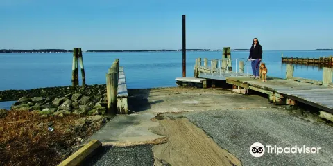 Holts Landing State Park