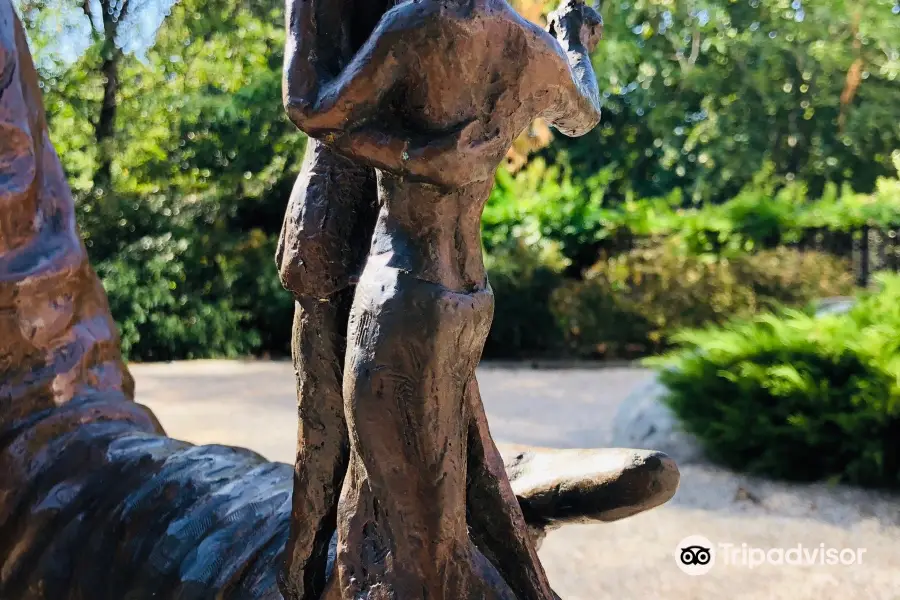 Statue Carlos Gardel