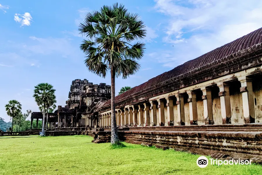 TukTuk To Angkor Wat