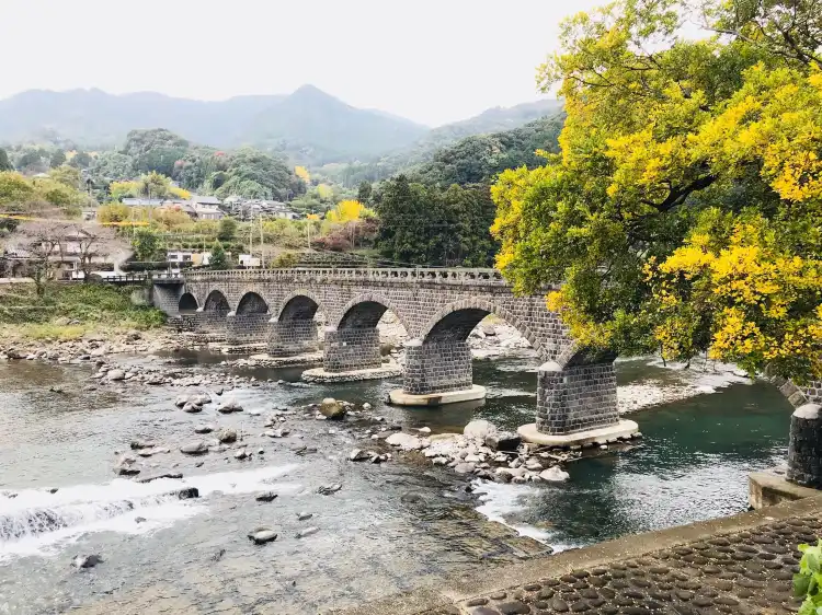 Hotels in der Nähe von Yabakei Bridge