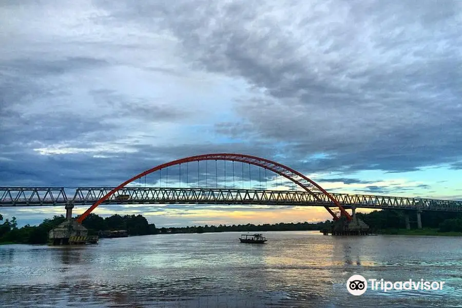 Kahayan Bridge