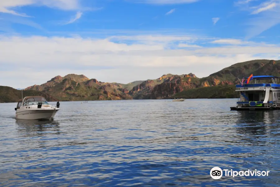 Saguaro Lake