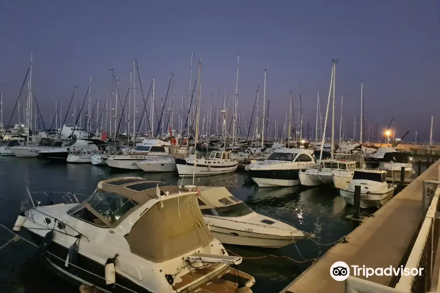 Larnaka Marina