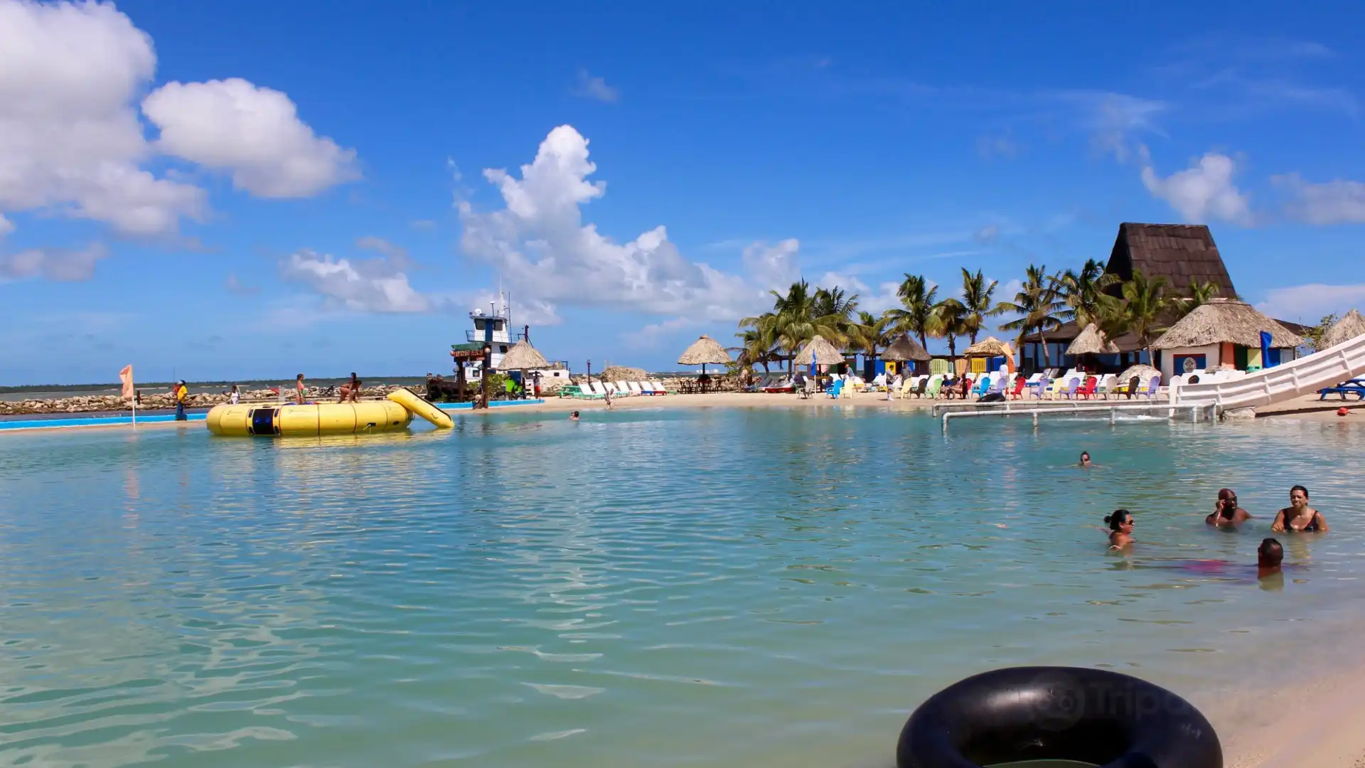 Hotels near Cucumber Beach