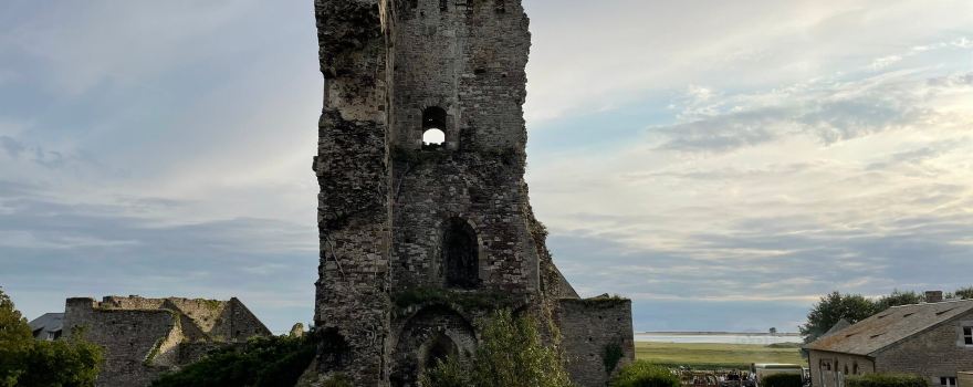 Burg Regnéville