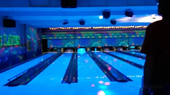 Holiday Lanes