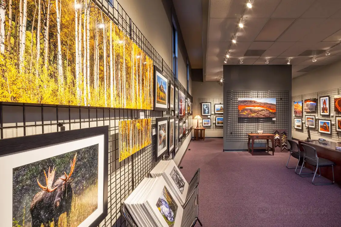 Hotels near Scenic Aperture