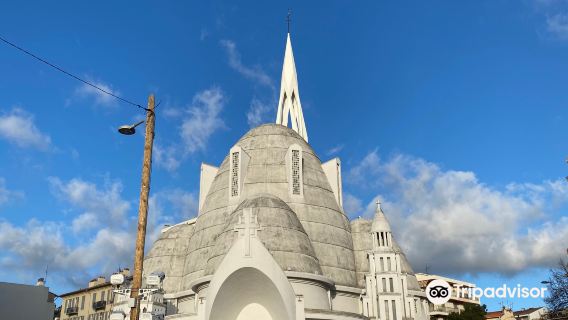 โบสถ์โจนออฟอาร์ก + พิพิธภัณฑ์มาร์ก ชากาล + มหาวิหารเซนต์นิโคลัสออร์โธดอกซ์รัสเซีย