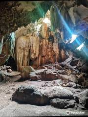 Kaeng Lawa Cave