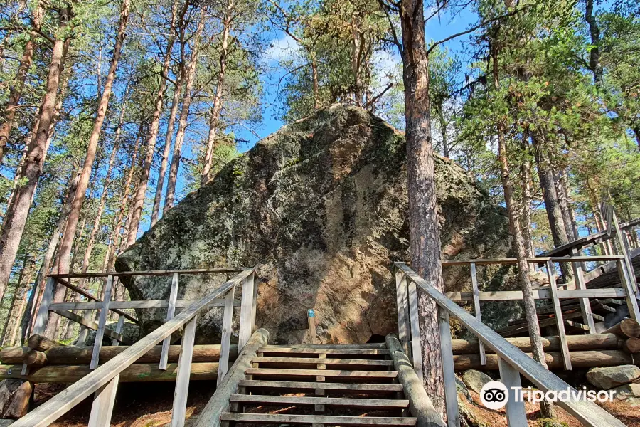 Karhunpesäkivi Rock