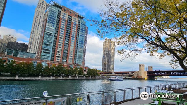Chicago River