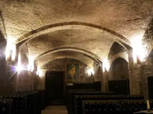 Contratto Winery