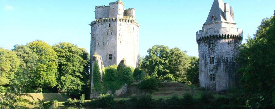 Largoet Castle