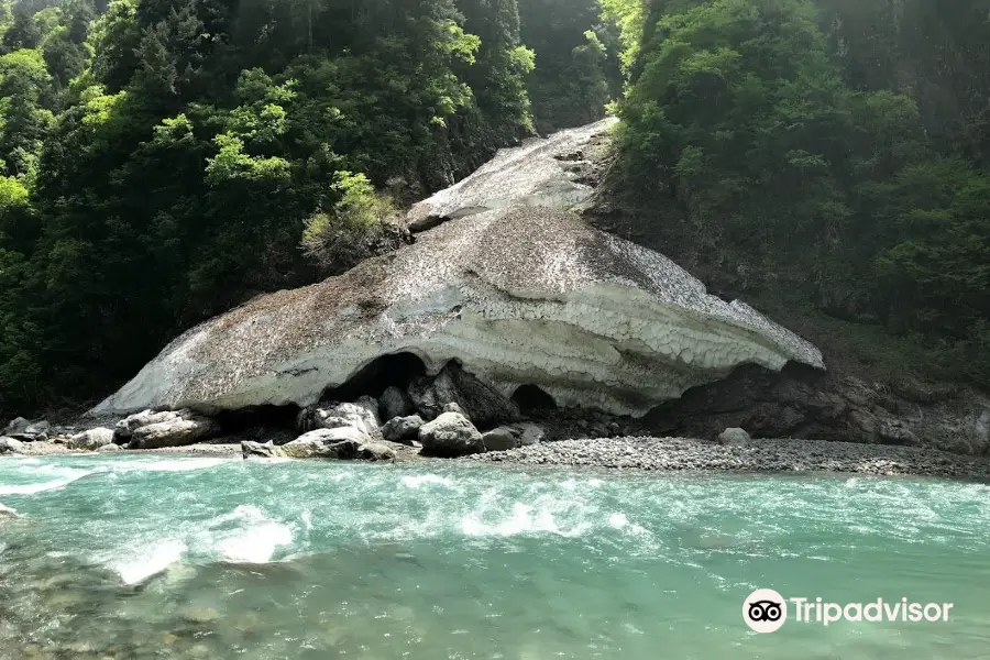 Kanetsuri Hot Spring