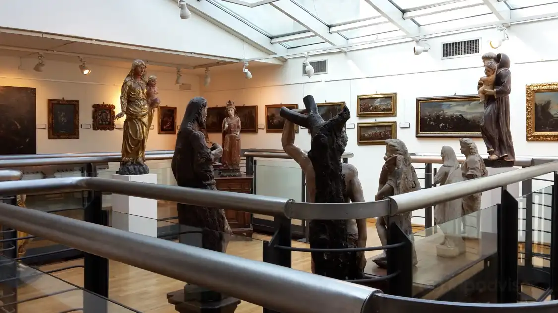 Hotels near Il museo Gianni Bellini