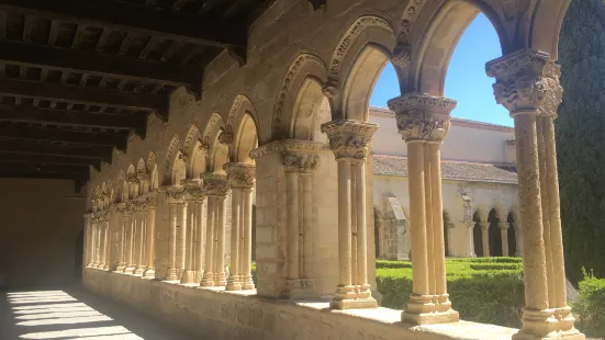 Claustro de Santa Maria Real de Nieva