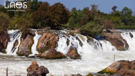 Tad Somphamit Waterfalls