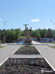 Memorial to Soldiers - Kurgan 32nd Regiment Ski