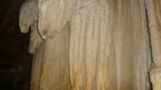 Sumalsag Cave