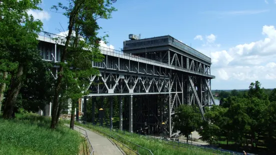 Boat Lift (Schiffshebewerk) Niederfinow