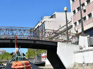 Ponte Lacos de Amizade