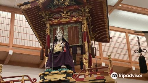 Takayama Matsuri Yatai Kaikan