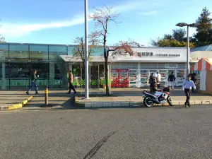Higashi-Yatabe Parking Area (Inbound)