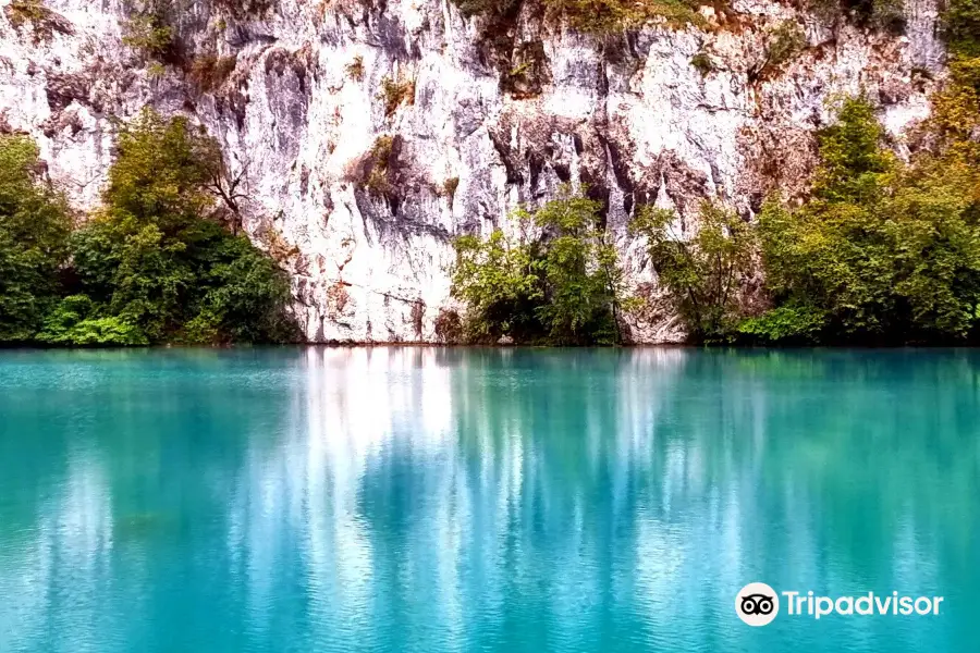 Gradinsko Lake