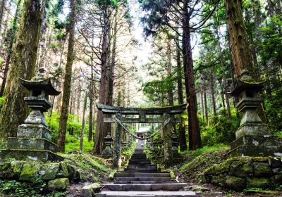 Kamishikimikumanoza Shrine