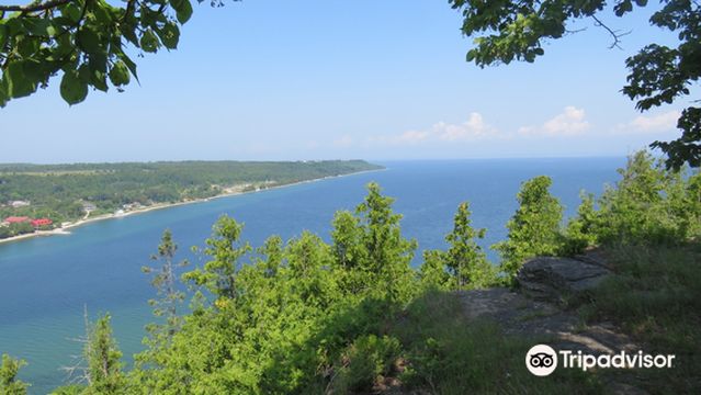 East Bluff Lookout