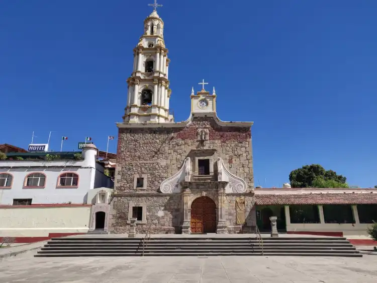 Hotels near San Andres Catholic Church