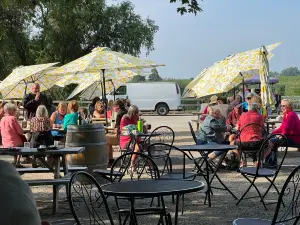 Lemon Creek Winery